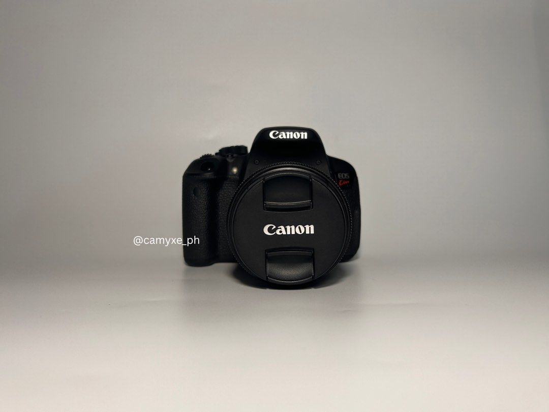 CANON EOS KISS X7i / EOS 700D (Category: Cameras) located in Iloilo. Submitted by camyxe_26 (Listing ID 1454626652, Image 1). Description: 📸 CANON EOS KISS X7i / EOS 700D 💰 ₱21,999 (negotiable) ✨ LIKE-NEW CONDITION • ONLY 5K SHUTTER COUNT ✨ A clean and beginner-friendly Canon DSLR that’s ready for photography, school projects, travel, portraits, events, and content creation. DETAILS: • Canon EOS Kiss X7i / EOS 700D • 18MP APS-C CMOS Sensor • ON