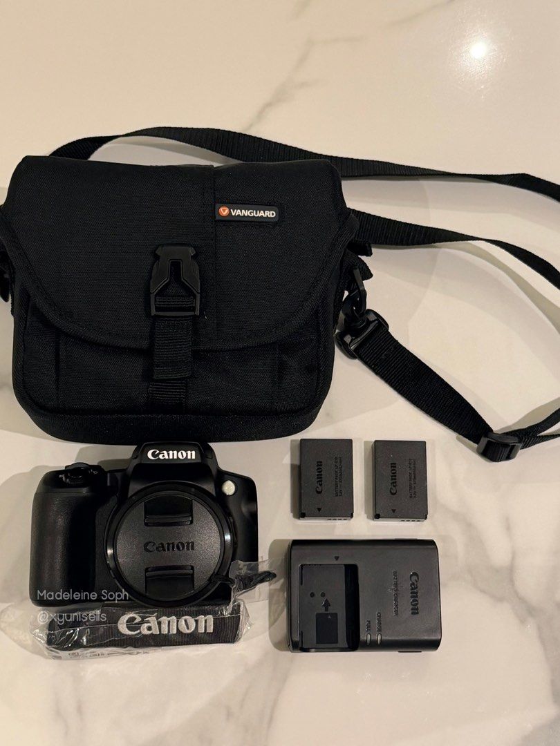 Canon PowerShot SX70 HS Digital Camera with Accessories (Category: Cameras) located in Naga. Submitted by xyunisells (Listing ID 1454740452, Image 2). Description: 𑣲⋆ Canon PowerShot SX70 HS — Brand New / Unused PRICE NEGOTIABLE !! INCLUSIONS: • Canon PowerShot SX70 HS • Original Canon LP-E12 battery • Original charger • Extra rechargeable LP-E12 battery • Vanguard ZIIN 14 camera bag CONDITION: Brand new / unused, no issues. RFS: Impulse buy 🥲 