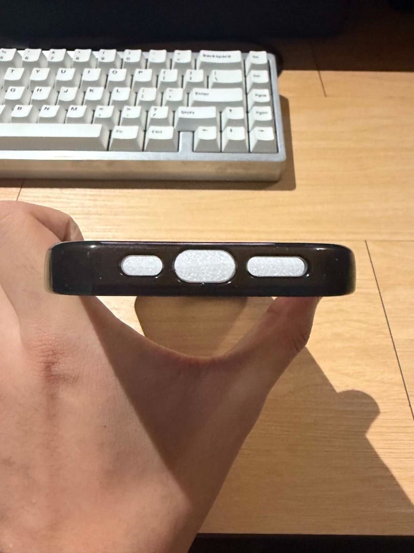 Casetify for iPhone 16 Pro (Category: Cases & Sleeves) located in Valenzuela. Submitted by hervin.aaron (Listing ID 1454691522, Image 2). Description: For Sale: Unused iPhone Case (Bought in Japan) Selling an authentic iPhone case that was given to me as a gift. It was purchased in Japan in April 2026 and has never been used. Condition: ✅ Brand new / unused ✅ Protective sticker on the back is still attached ❌ No box ❌ No receipt (since it was a g