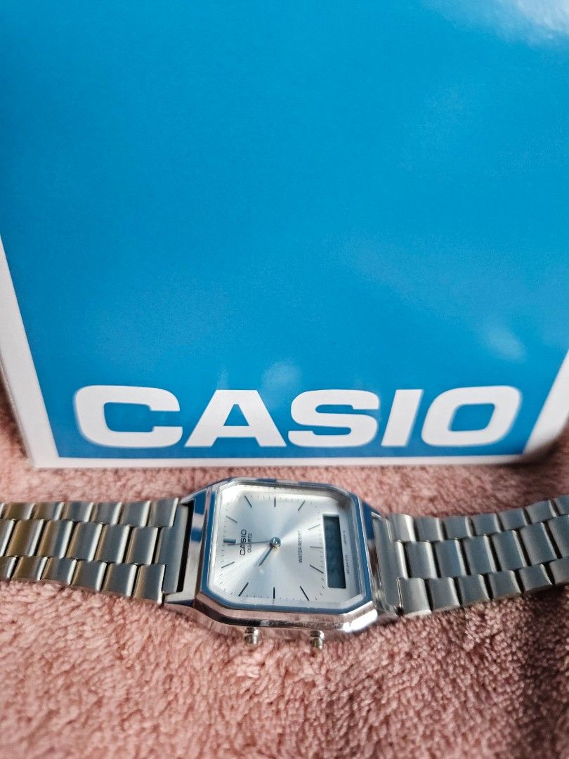 Casio Quartz Watch Silver Metal Band (Category: Women's Watches) located in Caloocan City. Submitted by watcher101019 (Listing ID 1454618141, Image 2). Description: - Classic Casio watch - Silver metal band - Analog display with small digital screen - Water resistant - Comes with Casio box - Ideal for everyday wear or as a gift.