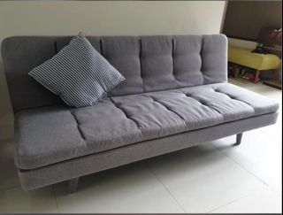 (Category: ) located in . Submitted by herebuytherebuy (Listing ID 1454618860, Image 1). Description: .