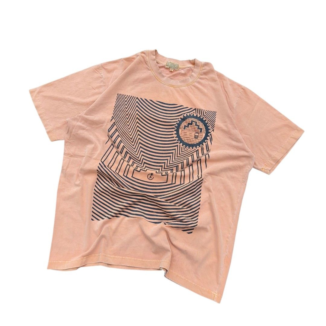 CAV EMPT (Category: Activewear) located in Manila. Submitted by shhhhawn (Listing ID 1454726121, Image 1). Description: Excellent Size XL.