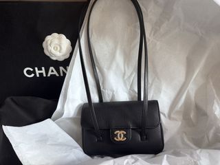（分類：）位於 。 由 Luxurysaless 提交（商品編號 1454657522，圖片 1）。簡介： 。