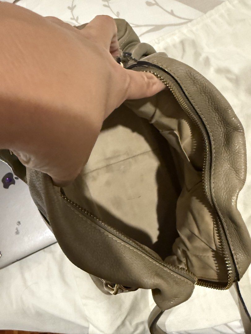 Chloe Paraty bag (Category: Luxury Bags & Wallets) located in Manila. Submitted by pam.pam4 (Listing ID 1421967685, Image 3). Description: - Authentic Chloe Paraty handbag - taupe color - Includes dust bag and tags - Top handle - Gold-tone hardware - Made of leather - Classic and stylish design Condition used.