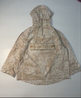 (Category: ) located in . Submitted by tiktothrift (Listing ID 1454612096, Image 1). Description: .