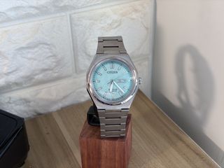 （分類：）位於 。 由 tsuki.watch 提交（商品編號 1454666292，圖片 1）。簡介： 。