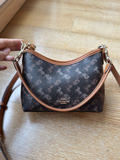 (Category: ) located in . Submitted by lucky.purchase (Listing ID 1454748550, Image 1). Description: .
