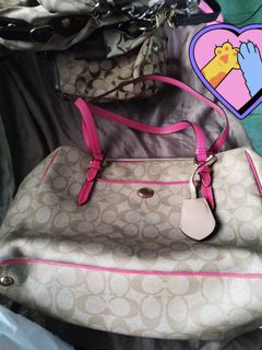 (Category: ) located in . Submitted by purplemon117.8 (Listing ID 1454640211, Image 1). Description: .