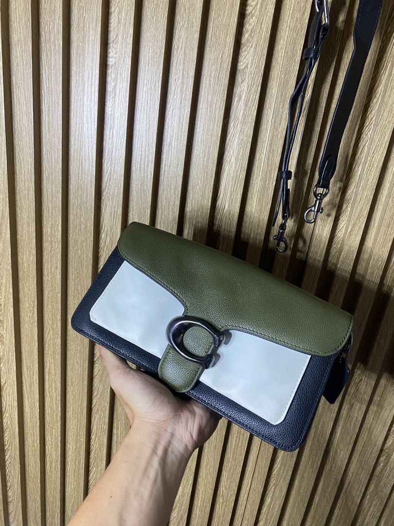 Coach TABBY 26 Crossbag (Category: Luxury Bags & Wallets) located in Davao. Submitted by msthrifted (Listing ID 1454742321, Image 2). Description: No flaws .