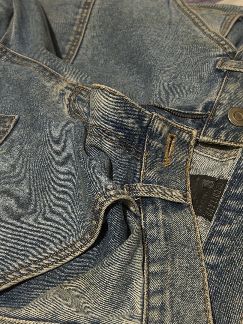 COLLAVO Denim Carpenter Baggy Jeans (Category: Jeans) located in Valenzuela. Submitted by furbrent (Listing ID 1454685411, Image 1). Description: COLLAVO DOUBLE KNEE CARPENTER PANTS HARD HEAVY W - 32 L - 40.5 T - 13 H - 10.