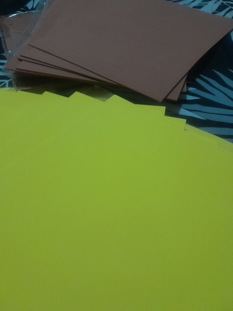 Craft Foam Papers (Category: Craft Supplies & Tools) located in Quezon City. Submitted by warmturtle.ba931b (Listing ID 1454581004, Image 3). Description: Craft Foam Paper / Foam Sheet 📏 Size: A4 🎨 Available Colors: 💛 Yellow 🤎 Brown 📦 10 pcs per set for each color ✂️ Great for arts & crafts, school projects, DIY decorations, scrapbooking, and classroom activities 🧒 Perfect for students, teachers, and craft enthusiasts 📌 Easy to cut, shape,