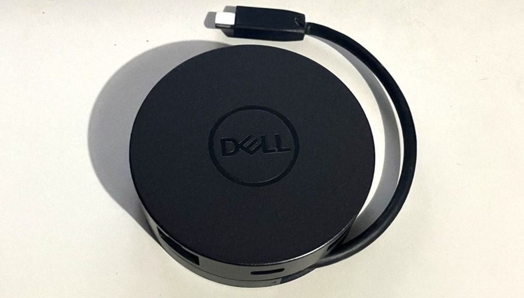Dell 300 USB-C Hub (Category: Cables & Adaptors) located in Paranaque City. Submitted by chkdsk404 (Listing ID 1454697252, Image 1). Description: USB-C Connector Ports: 1x HDMI 1x DP 1x VGA 1x Ethernet 1x USB-A 1x USB-C May dalawa pa neto. Nego.