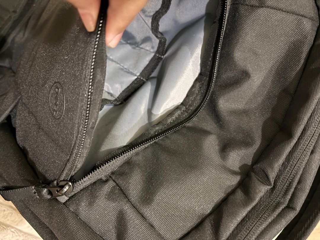 Dell EcoLoop Pro Slim Backpack 15.6” – CP5724S (Category: Backpacks) located in Paranaque City. Submitted by mjclosetph17 (Listing ID 1454562826, Image 3). Description: 🎒 Dell EcoLoop Pro Slim Backpack 15.6” – CP5724S Brand: Dell Condition: Brand New – Never Used, No Plastic ✨ Color: Black Model: EcoLoop Pro Slim Backpack 15.6” (CP5724S) 📏 Size: Approx. 17”H × 12”W × 4”D ✔️ Never used ✔️ Clean & well-preserved ✔️ Fits laptops up to 15.6” ✔️ Sli