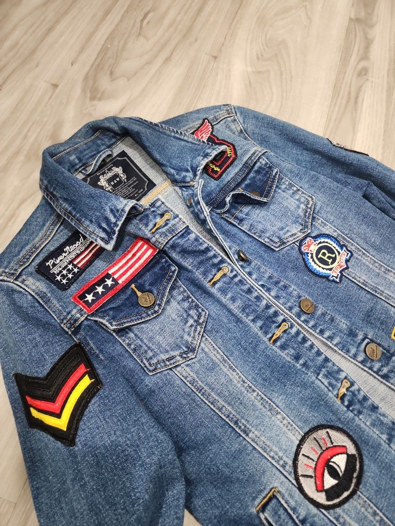 Denim patchwork jacket (Category: Coats, Jackets and Outerwear) located in Singapore. Submitted by elyssesss (Listing ID 1454707768, Image 2). Description: Worn once in excellent condition. Bought from taobao $30++. Im usual love bonito xs-S. Paynow only, top up 2.00 for tracked mailing. No nego no trade no meetup no rlp. .