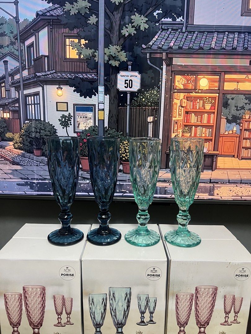 Diamond Goblet Wine/Water Glass (Category: Other Kitchenware & Tableware) located in Tanza. Submitted by jesdcmpo (Listing ID 1454628712, Image 1). Description: 4 pieces per box Available colors: Diamond blue and Teal Php75 per piece / Php280 per box.