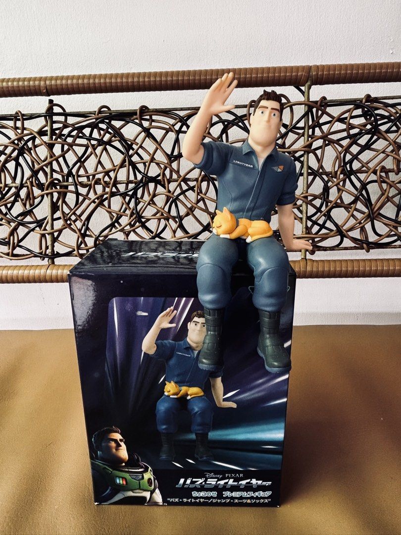 Disney Pixar Lightyear Buzz Lightyear Figure with cat (Category: Figurines & Statues) located in Manila. Submitted by millenial_cabinet (Listing ID 1454625317, Image 1). Description: - Buzz Lightyear figure with his cat, Sox - Sits on top of the box - Great for any Lightyear fan - Comes in original packaging - Box shows Buzz in his flight suit - Collectible item from the movie.