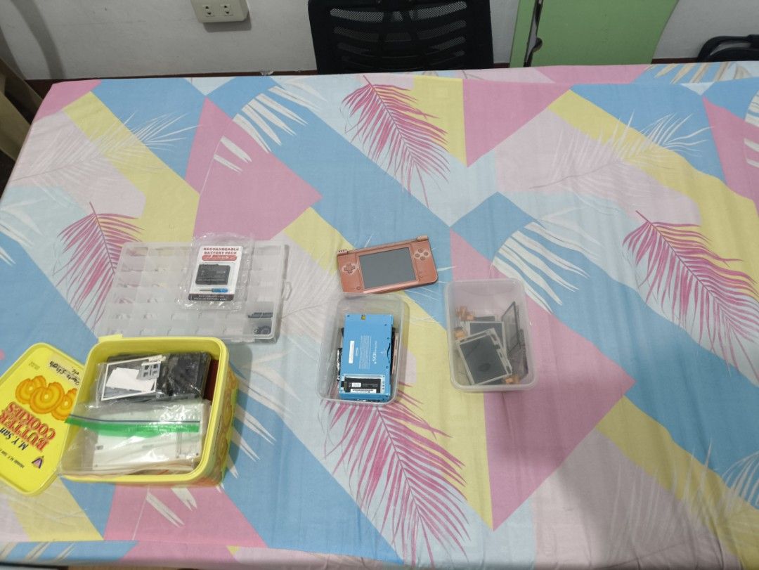 Ds parts (Category: Nintendo) located in Molave. Submitted by genotypic (Listing ID 1454657639, Image 1). Description: dm for more details.