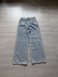 （分類：）位於 。 由 comeon_ 提交（商品編號 1454671296，圖片 1）。簡介： 。