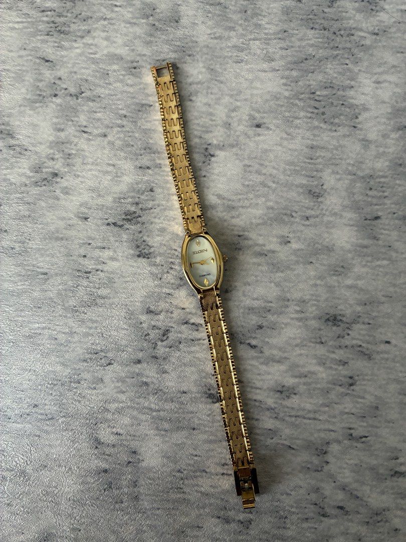 ELGIN Gold Vintage Watch (Category: Women's Watches) located in Taguig. Submitted by kitssale (Listing ID 1454617057, Image 3). Description: Elgin gold vintage watch ✅ 20cm long ✅ new battery needed ✅ some fading on the lock part (see last 2 photos) RFS: not being used.