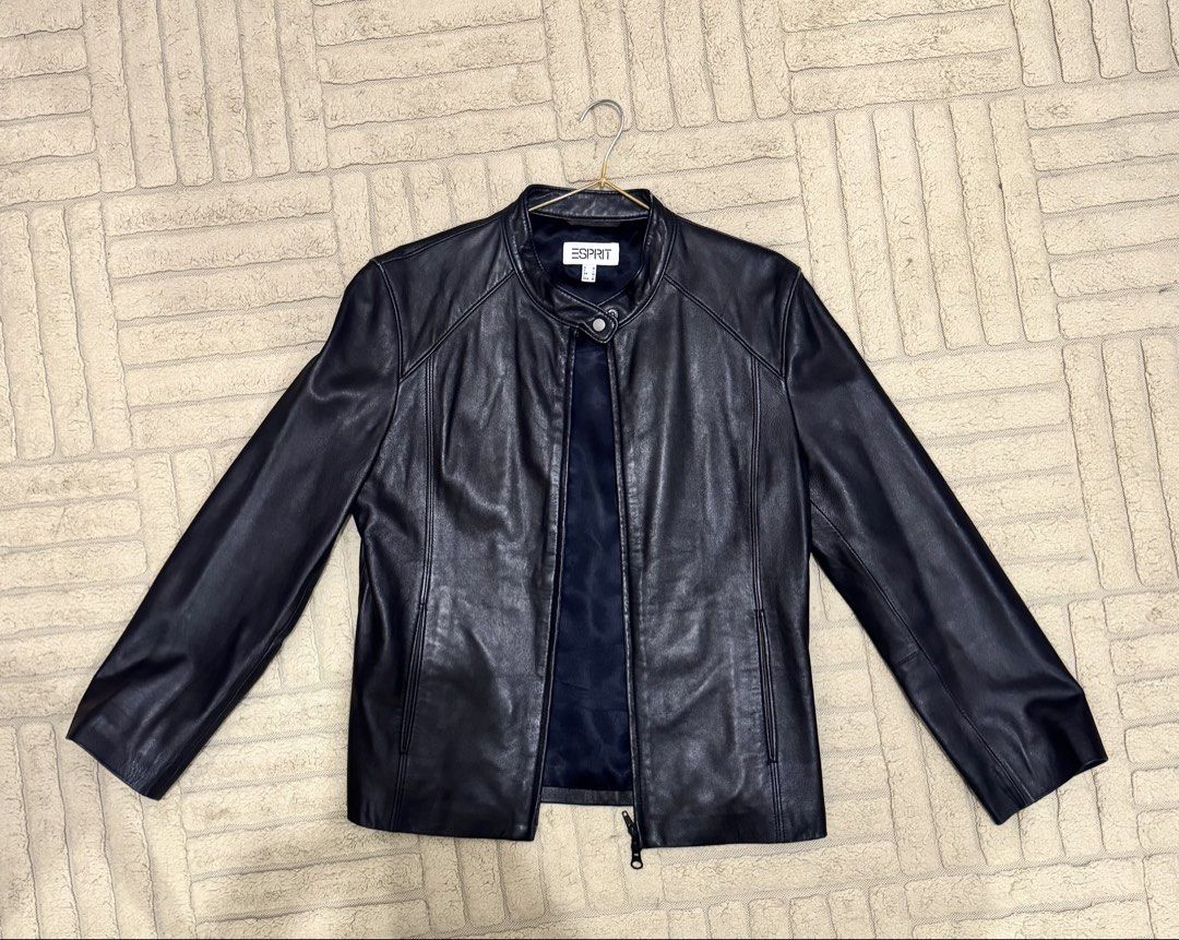 ESPRIT Biker's Leather Jacket (Category: Coats, Jackets and Outerwear) located in Quezon City. Submitted by matchaislove (Listing ID 1454697270, Image 1). Description: 📌 PRELOVED ITEM REMINDER All items are preloved/secondhand, so please manage your expectations! 🤍 • May have minor signs of use/wear. • Any noticeable flaws will be disclosed in the listing. • Please check photos, measurements & description before buying. • Colors may vary slight