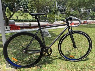 (Category: ) located in . Submitted by autumn_angel_sports_pte_ltd (Listing ID 1454608998, Image 1). Description: .