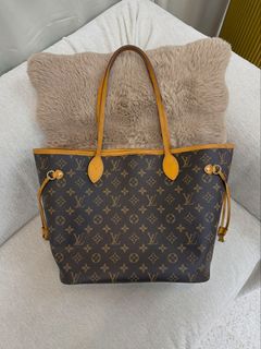 (Category: ) located in . Submitted by reluxuryco (Listing ID 1454730652, Image 1). Description: .