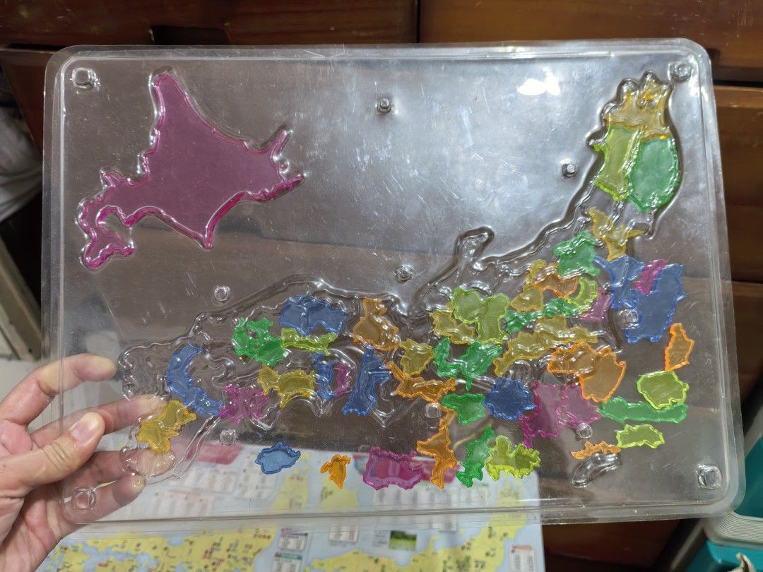 Gakken Japan Map Jigsaw DX puzzle (Category: Board Games & Puzzles) located in Cebu City. Submitted by dudes_villanueva (Listing ID 1454714895, Image 3). Description: Gakken Japan Map Jigsaw DX puzzle 📌 featuring colorful, realistic plastic pieces of Japanese prefectures 📌 The set is designed for educational purposes, focusing on improving social studies knowledge by learning prefectural shapes and positions 📌 It includes four interchangeable 