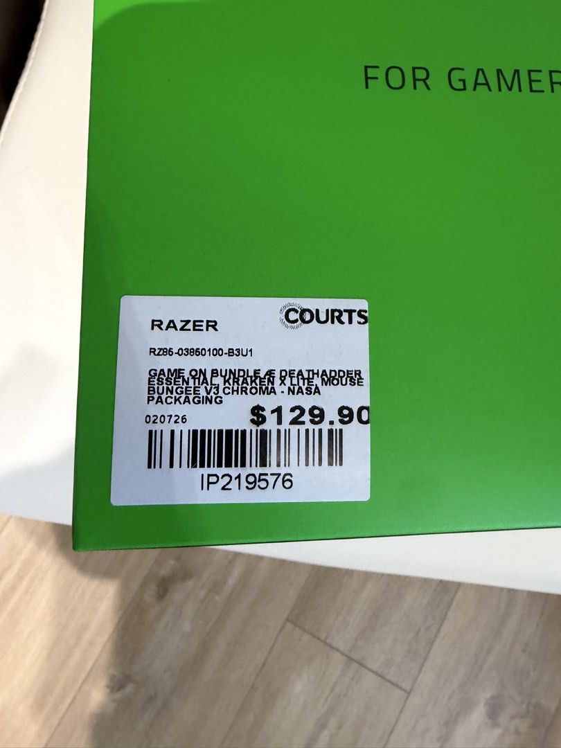 Gaming Bundle (Category: Headphones & Headsets) located in Singapore. Submitted by phil83 (Listing ID 1454656142, Image 3). Description: New, un opened price $129.00 from courts. Selling $65.