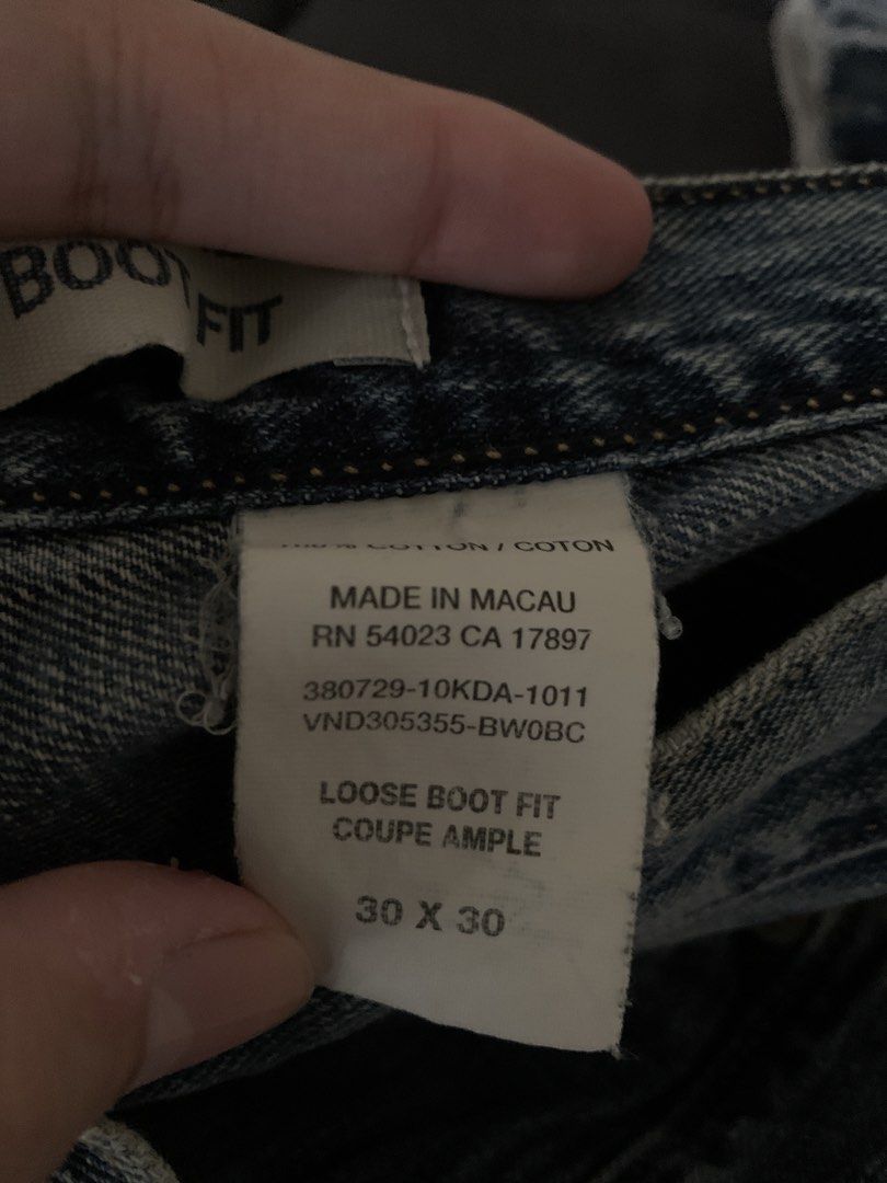 Gap (Category: Jeans) located in Imus. Submitted by peopleschoice_25 (Listing ID 1454637046, Image 3). Description: 🌧️ Saleee Size 30 mens Boot cut .