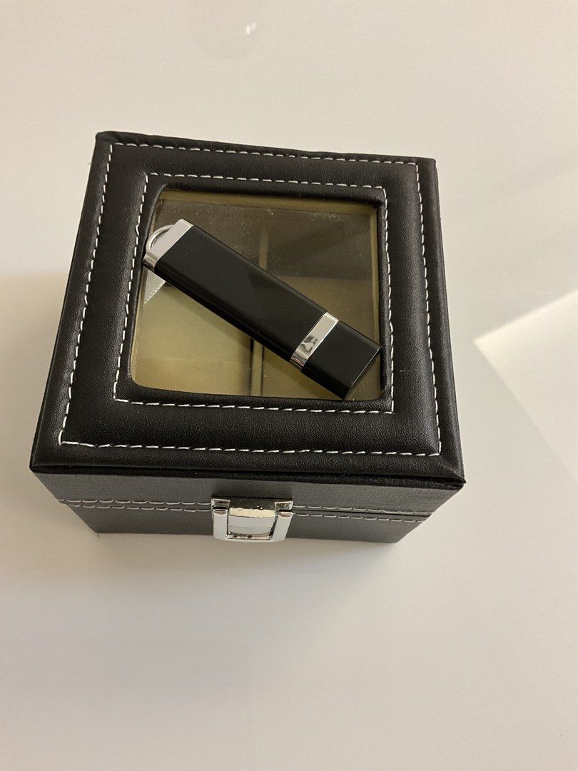 Gift set (Category: Gift Baskets & Hampers) located in Makati City. Submitted by bastetandfriends (Listing ID 1454568185, Image 2). Description: - tumbler - watch box - hip flask Take all for the price of one.