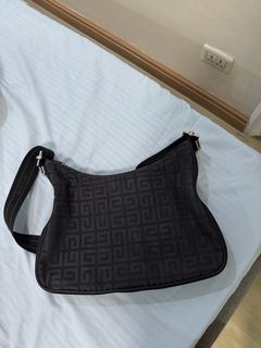 (Category: ) located in . Submitted by shop.lize (Listing ID 1454610746, Image 1). Description: .