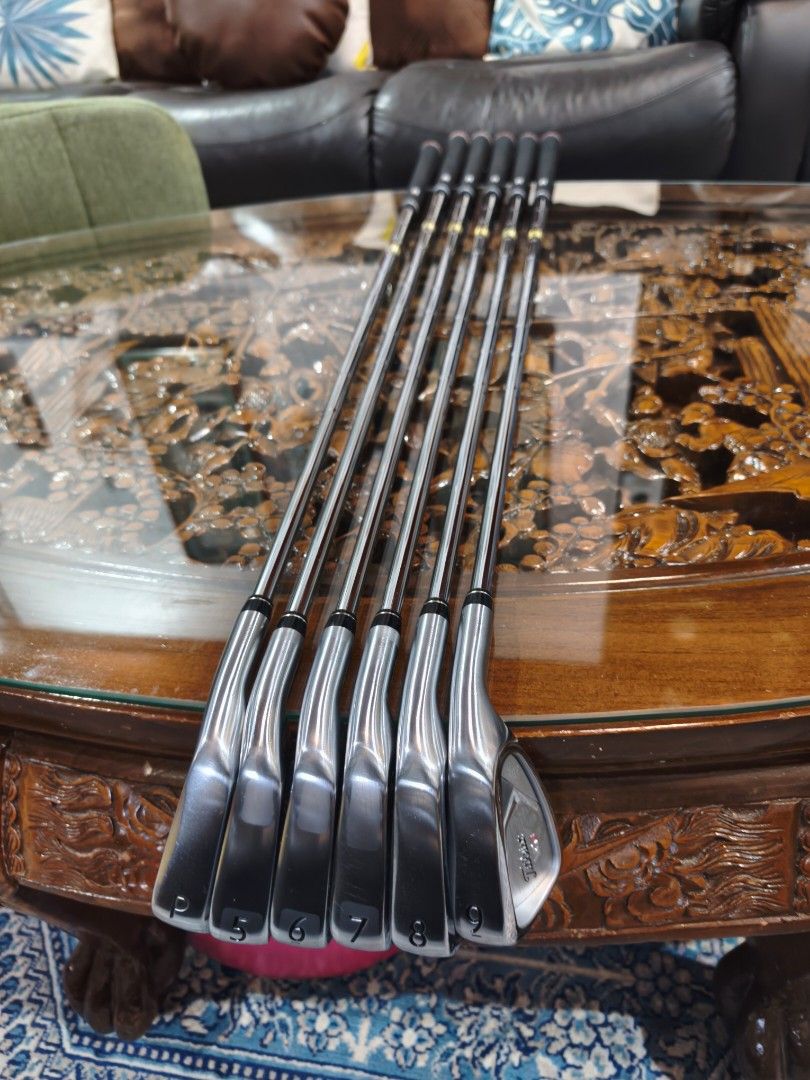 Golf Titleist Irons (Category: Other Sports Equipment and Supplies) located in Paranaque City. Submitted by manilagolfmarket (Listing ID 1454706613, Image 2). Description: For Sale Titleist VG3 True Temper S200 S flex steel shaft irons. 5i-9i&PW in good condition for only 20.8k pick up Bf Paranaque free shipping within MM..