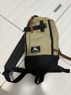 （分類：）位於 。 由 emeemeruth 提交（商品編號 1454701829，圖片 1）。簡介： 。