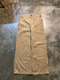 (Category: ) located in . Submitted by greendaythrift_ (Listing ID 1454740207, Image 1). Description: .