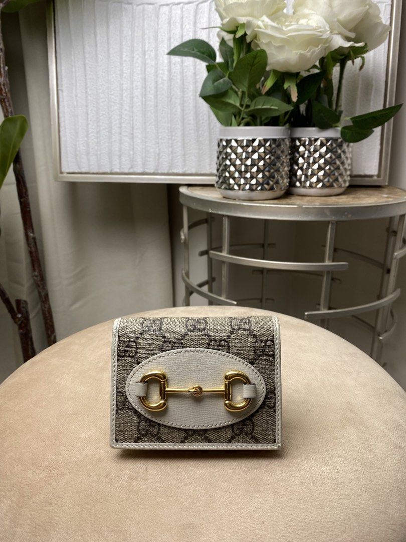 Gucci Horsebit Case Wallet (Category: Luxury Bags & Wallets) located in Iloilo. Submitted by eliseohana (Listing ID 1454561788, Image 1). Description: With box and dustbag.