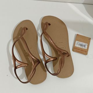 (Category: ) located in . Submitted by cookiegirl.closet (Listing ID 1454677176, Image 1). Description: .