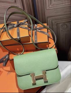 （分類：）位於 。 由 bellize.luxury 提交（商品編號 1454741150，圖片 1）。簡介： 。