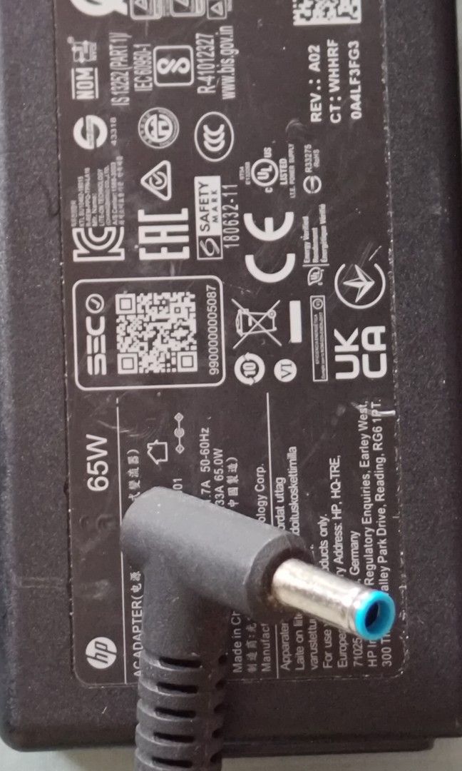 Hp Charger 65 watts Small Pin (Category: Chargers) located in Makati City. Submitted by john1215cruz (Listing ID 1454590965, Image 3). Description: For sale: 450 Pesos each. 350 Pesos 10pcs up. Hp Charger 65 watts SMALL PIN 19.5v 3.33A Used/Good condition. Taguig Location..