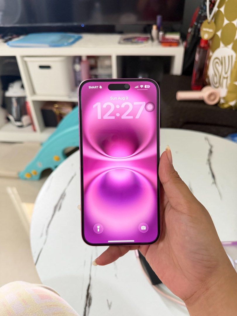 iPhone 16plus 128gb (Category: iPhone 16 Series) located in Quezon City. Submitted by frtzann15 (Listing ID 1454607906, Image 2). Description: iphone 16plus 128gb Factory Unlocked Face ID and Truetone Working 92% Battery Health Issue: Camera Ink due to laser pero hindi naman lumalaki kaya di sya nakakaaaffect. Not visible rin kung sa colored kayo mag picture 31,990 ONLY.