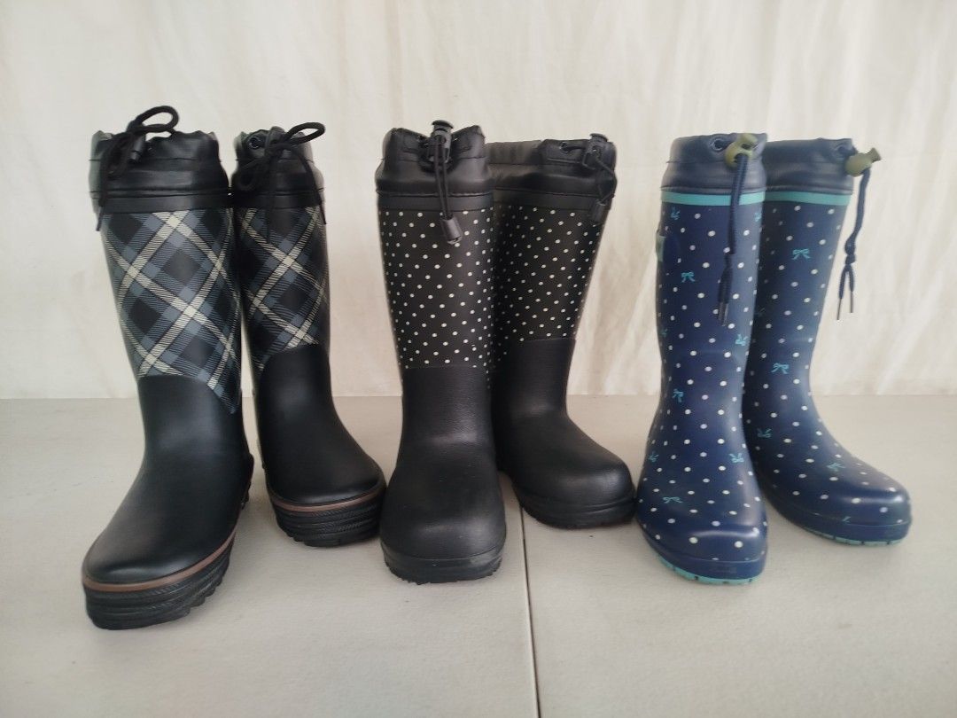 Japan 20cm Rainboots / Bota - Various Patterns 350pesos each (Category: Boots) located in Bulacan. Submitted by amarijapansurplus (Listing ID 1454620905, Image 3). Description: 📌as is 📌WYSIWYG 📌First to pay basis 📌Auto pass sa COD iwas scam sa part ko 📌MOP: GCASH 📌MOD: Pick-up, Lalamove (motorcycle) or J&T/Flash Express/SPX Express 📌Loc. Panginay, Balagtas, Bulacan 🇯🇵AMARI Japan Surplus🇯🇵.