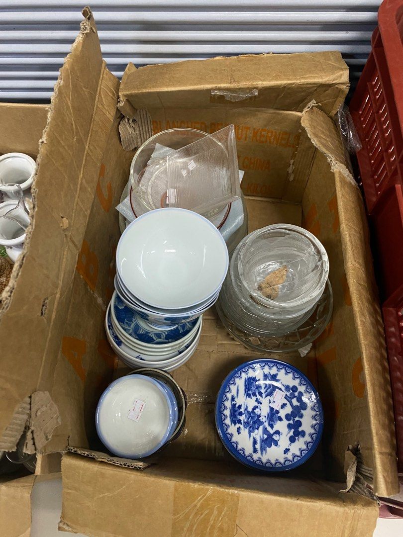 Japan Surplus ceramics tableware (Category: Other Kitchenware & Tableware) located in Caloocan City. Submitted by mzmarsz (Listing ID 1454716516, Image 1). Description: As is wer is Surplus po eto Bundle/solo.
