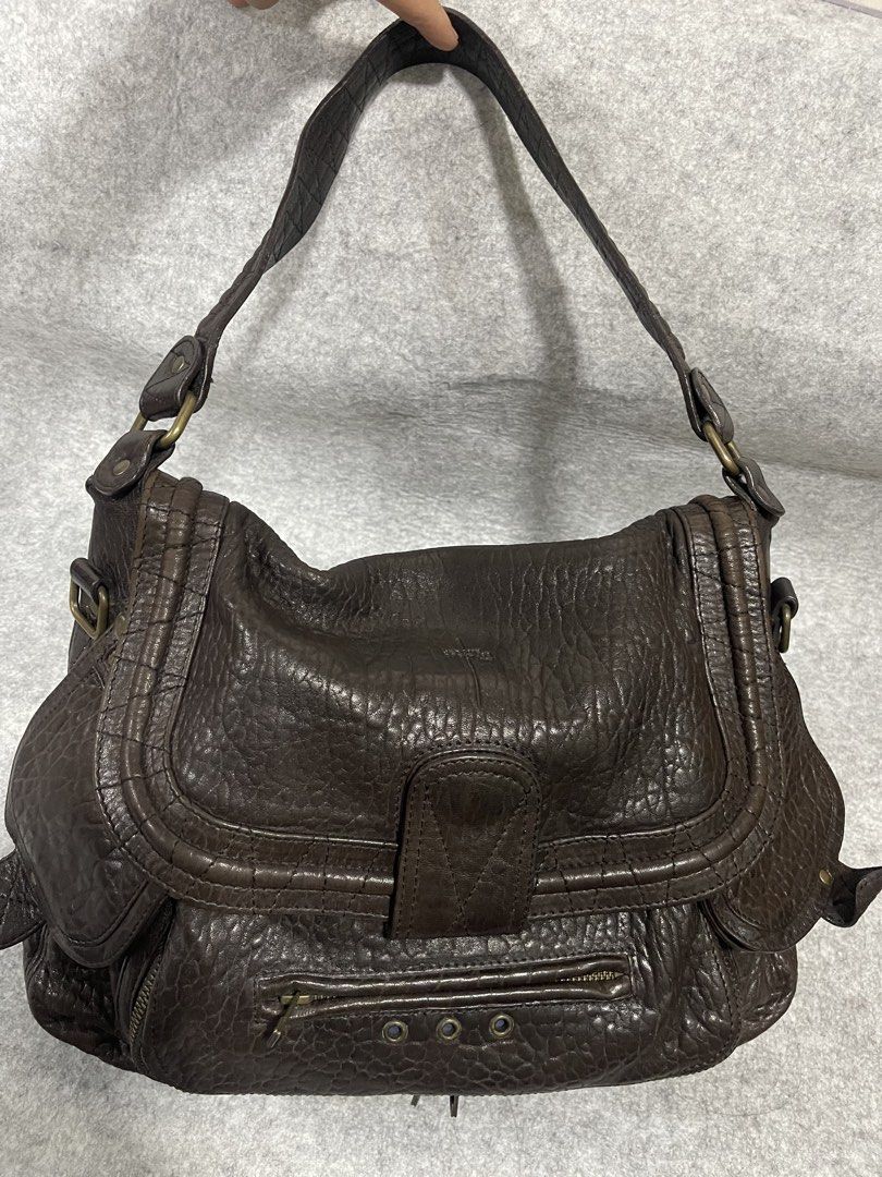 jerome dreyfuss (Category: Looking For) located in Calamba. Submitted by thriftingoverload (Listing ID 1454574590, Image 2). Description: plus shipping fee.