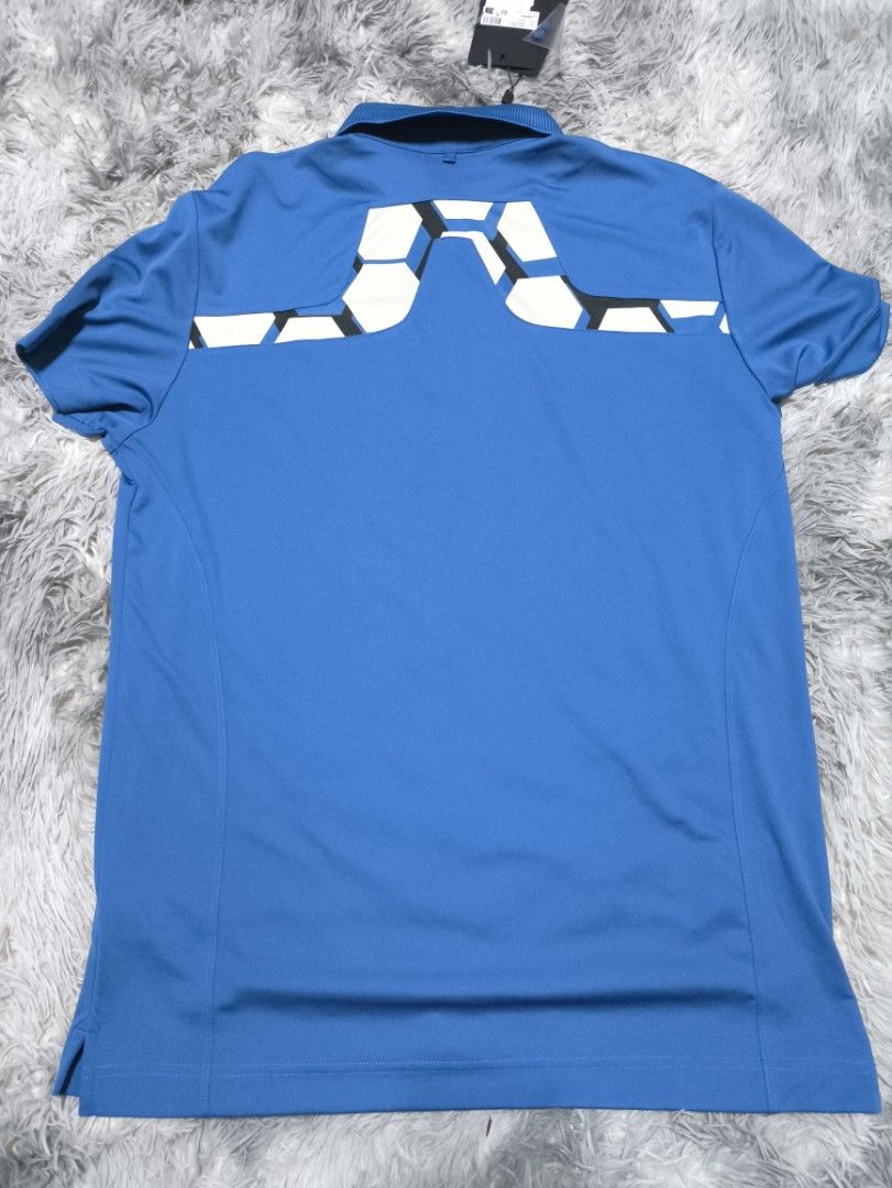 j.lindeberg Golf Polo Shirt - Blue (Category: Tshirts & Polo Shirts ) located in Manila. Submitted by joshramly (Listing ID 1454601093, Image 2). Description: J Lindeberg Polo KV Brand New medium on Tag 4500 only!! .