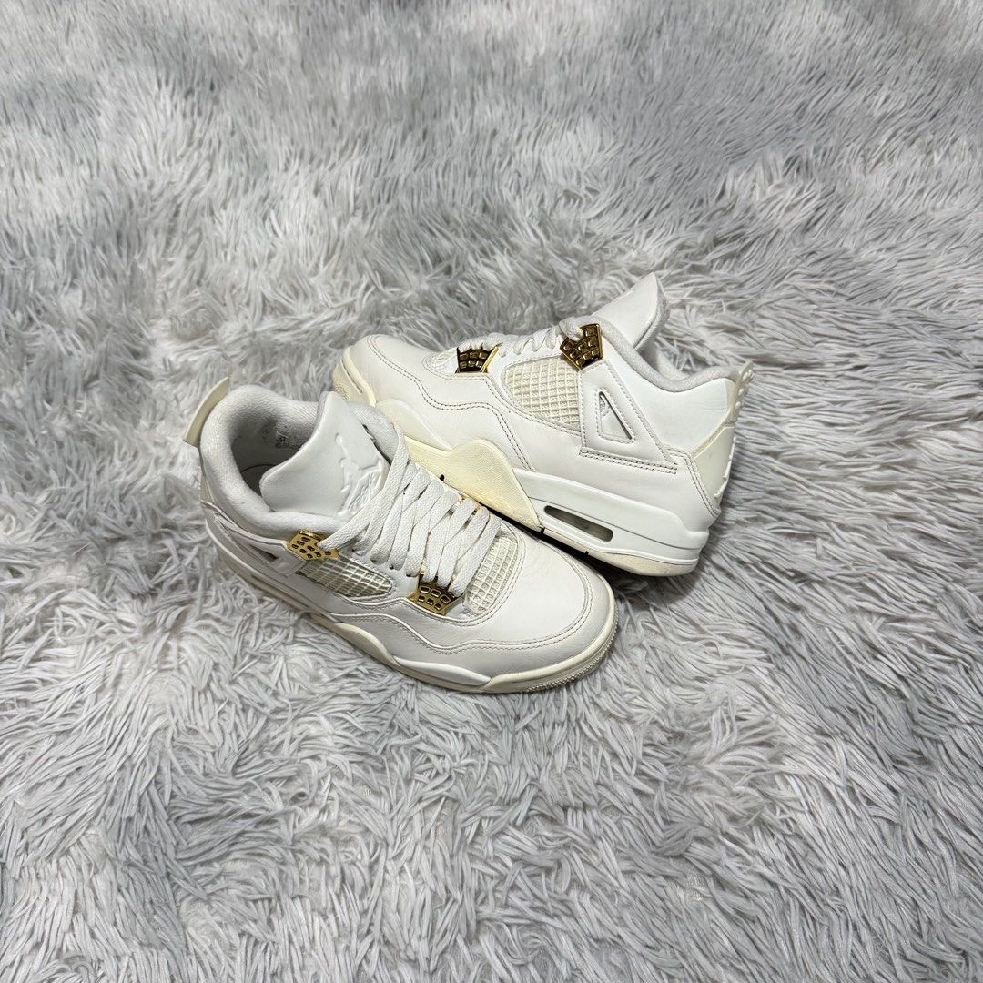 Jordan 4 “Metallic Gold” (Category: Sneakers) located in Cavite. Submitted by acentials (Listing ID 1454588836, Image 1). Description: Jordan 4 “Metallic Gold” sz 6.5w / 9/10 condi (no box) Php 1,498.