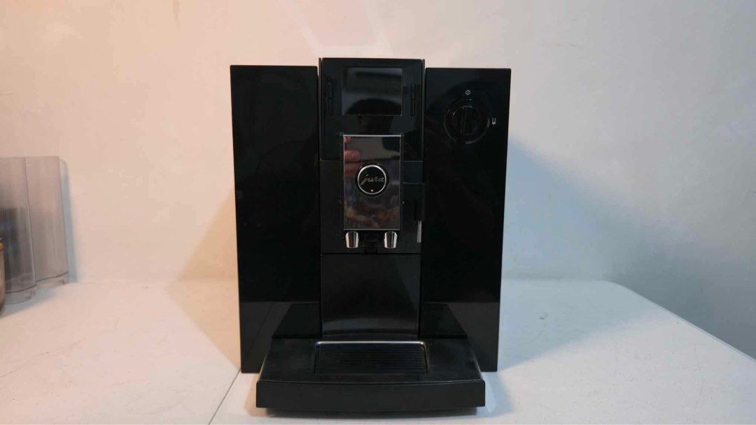 Jura F9 Automatic Coffee Machine (Category: Coffee Machines & Makers) located in Taytay. Submitted by mikz_1303 (Listing ID 1454576909, Image 2). Description: JURA Impressa F9 Super Fully Automatic Espesso Machine Australian mall pull out Used as demo unit Good Condition Made in Switzerland 220v Demo unit Pick up in Taytay Rizal .