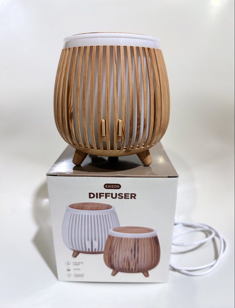 KAISON Diffuser (Category: Home Fragrance) located in Kuala Lumpur. Submitted by zealstone.8a4492 (Listing ID 1454684806, Image 1). Description: - KAISON Aroma Diffuser - Comes with a convenient charging cable. - Enhances any space with a delightful scent and ambiance..