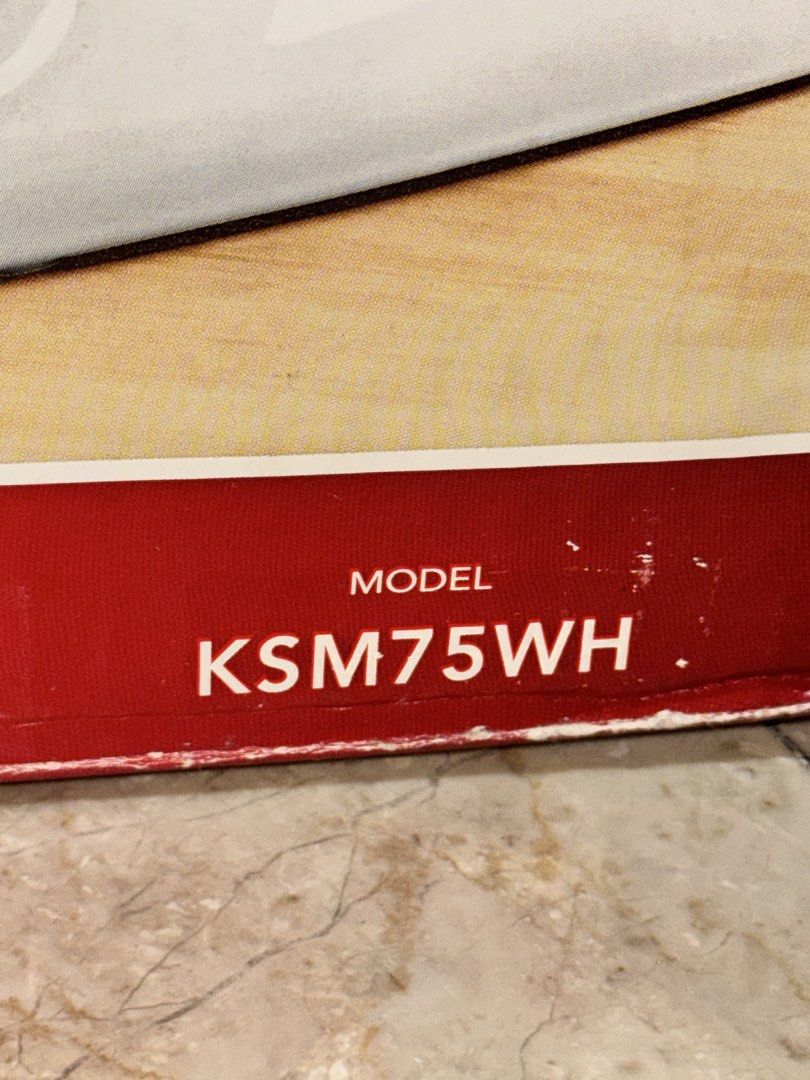 KitchenAid Classic Mixer (Category: Other Kitchenware & Tableware) located in Las Pinas. Submitted by carou98933 (Listing ID 1454646212, Image 3). Description: Never used. 4.5 Qrtz 110V.