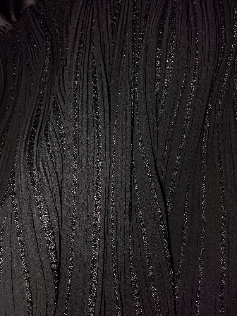LILY BROWN Jacquard Pleated Skirt (Category: Skirts) located in San Juan, La Union. Submitted by rei_21 (Listing ID 1454701702, Image 2). Description: LILY BROWN Jacquard Pleated Skirt (authentic brand from Japan) retail price around ¥13,970 JPY ‎waist: 23"-27" length: 36" Elevate your closet with this authentic Lily Brown piece from their Spring/Summer collection! Crafted from delicate chiffon featuring a textured jacquard weave, this lightweigh