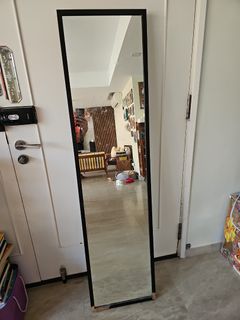 (Category: ) located in . Submitted by mista.vince (Listing ID 1454595472, Image 1). Description: .
