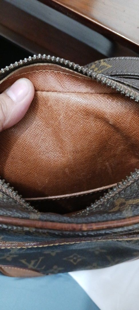 Louis Vuitton Monogram Canvas Crossbody Bag (Category: Luxury Bags & Wallets) located in Koronadal. Submitted by milagraciaukayukay123_. (Listing ID 1454647474, Image 2). Description: - Guaranteed authentic 💯 - Classic Louis Vuitton monogram canvas crossbody bag - Leather trim and strap - Zipper closure - Interior shows some signs of wear - Zipper pull features LV logo - Made in Switzerland - Perfect for everyday use.